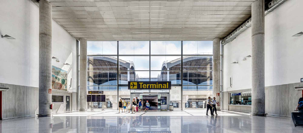 Alicante Airport - Access to the terminal and car park
