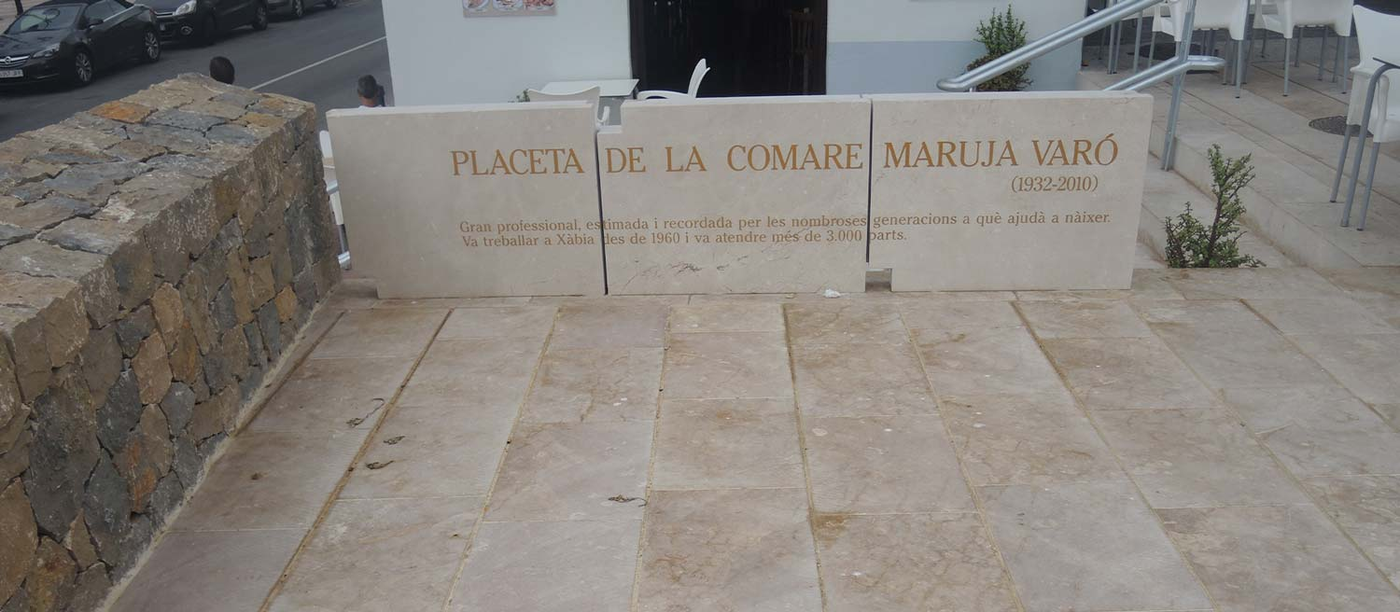 Plaza Comare Maruja Varó (Javea)
